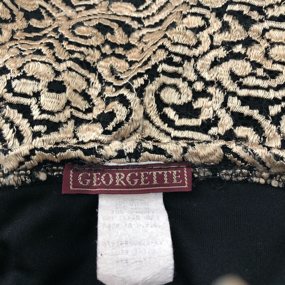 ✨SOLD✨Vintage Gold and Black Floral Lined Stretchy Skirt Small - Picture 4 of 6